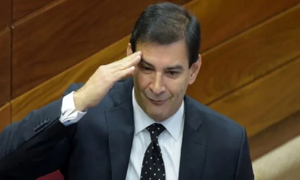 Silvio Ovelar será investigado por la fiscalía por contrato privilegiado de su hijo en el Congreso
