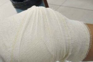 Mujer ligó balazo por sentarse en su vereda