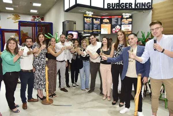 Burger King desembarca en el Barrio Mariscal - Sociales - ABC Color