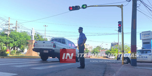 MUNICIPALIDAD HABILITÓ SEMÁFOROS EN UNA ROTONDA DE ENCARNACIÓN  - Itapúa Noticias