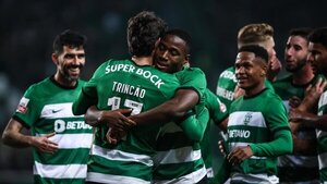 Sporting golea al Estoril y no cede en el liderato