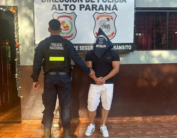 Policía motorizada detiene a una persona por registrar dos órdenes de captura – Diario TNPRESS