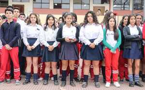 MEC aprobó calendario escolar del año: clases arrancan el 23 de febrero, hay 11 asuetos y feriados - .::Agencia IP::.