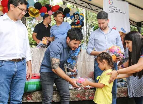 MINNA celebró el día de Reyes entregando juguetes a más de 300 niños de Alto Paraná