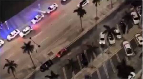 [VIDEO] ¿Extraterrestres en un shopping de Miami?