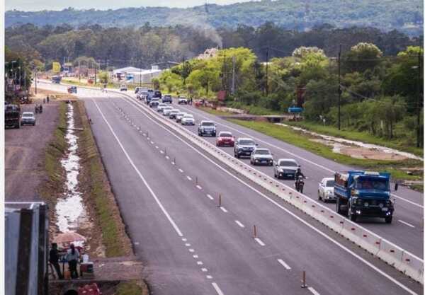 Presentan propuesta para evitar congestionamiento de la ruta PY02 - ADN Digital