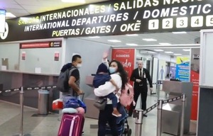 Retornó a su país el pequeño salvadoreño que se hizo un trasplante en el Pediátrico Niños de Acosta Ñu - Megacadena - Diario Digital