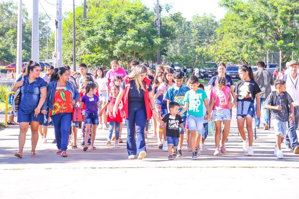 Ministro del MEC anuncia una buena noticia sobre almuerzo escolar