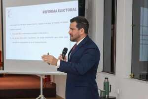 Ministro Rossel  propondrá cambios técnicos y políticos a leyes electorales - Política - ABC Color