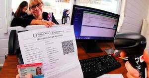 La Nación / Prerregistro migratorio fue utilizado por 80.000 viajeros