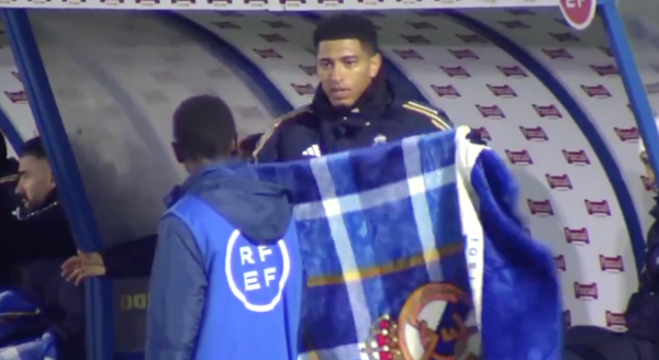 Versus / El loable gesto de un crack del Real Madrid que se hizo viral