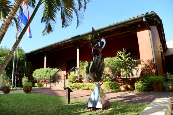 ¿Estas de vacaciones, pero no viajaste? La Manzana de la Rivera propone historia, literatura y arte para disfrutar en Asunción - Megacadena - Diario Digital
