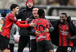 Versus / Milan golea al Empoli y se acomoda en el podio de la Serie A