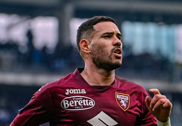 Tonny Sanabria festeja renovación con gol al campeón de Italia