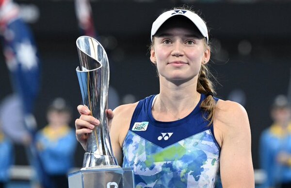 Rybakina gana el torneo de Brisbane