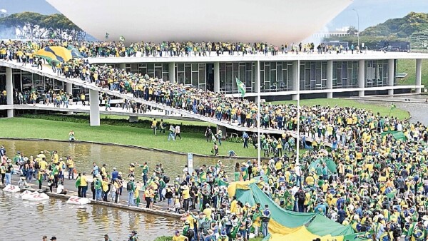 A un año de asonada, en Brasil buscan señales de unidad