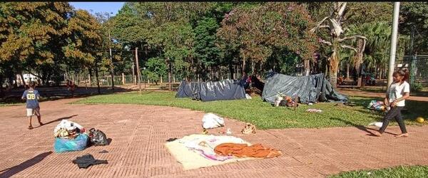 Los nativos exigen que el INDI cumpla con la tierra prometida - La Clave