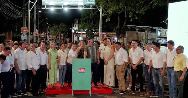 La Nación / Contra la delincuencia: Peña inauguró obras de iluminación pública en San Bernardino