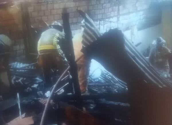 Colilla de cigarrillo causó tremendo incendio en la Chacarita