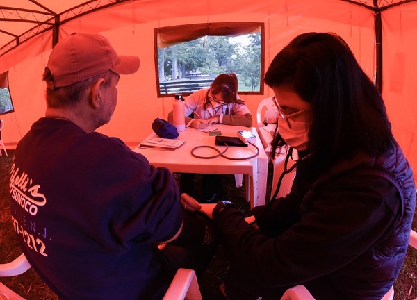 Dengue y covid-19: apelan a la consulta oportuna para evitar complicaciones - .::Agencia IP::.