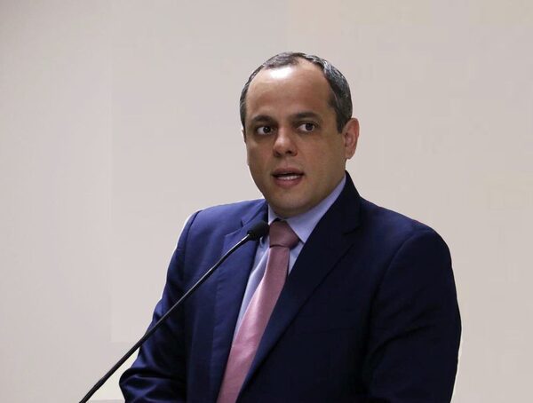 Contraloría alerta sobre sobre deuda pública y otros problemas de gestión · Radio Monumental 1080 AM