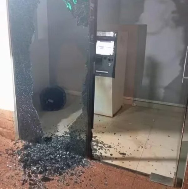 Nuevo intento de robo de cajero automático, esta vez en Carlos Antonio López