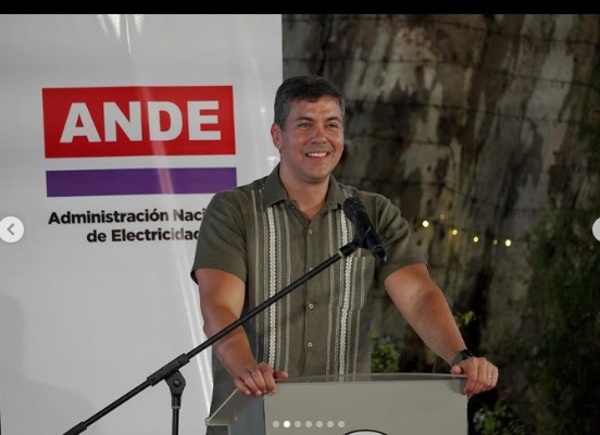 Santi Peña mejoró el sistema eléctrico de San Bernardino - Chismes, Arte y Espectáculo - Churero.com