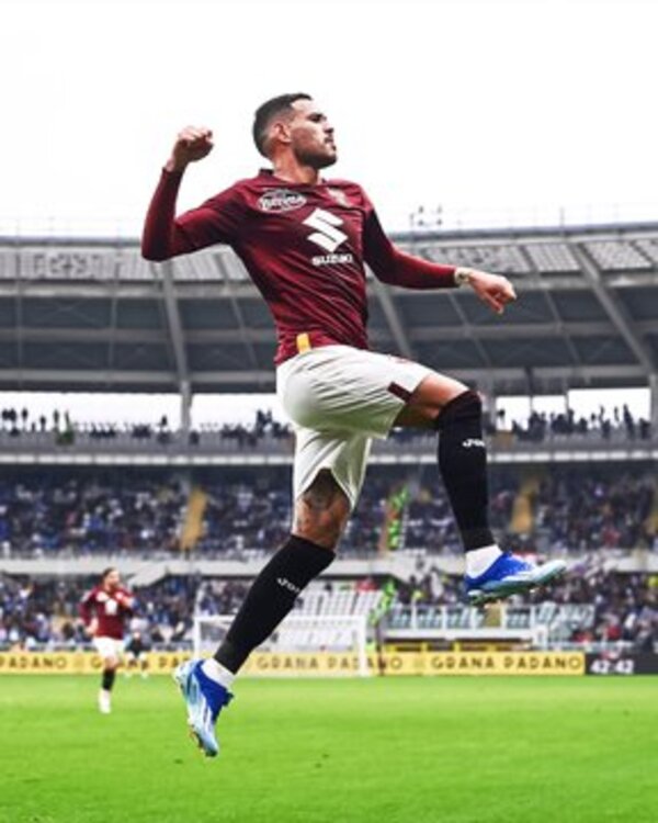 (VIDEO)La ovación para Tony Sanabria por golazo ante el Napoli