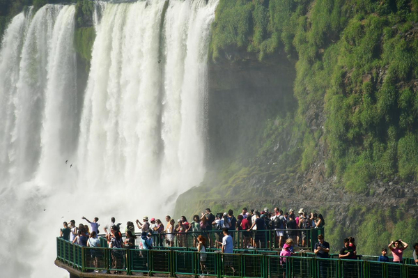El Parque del Yguazú recibió 28% más de turistas en 2023 - La Clave