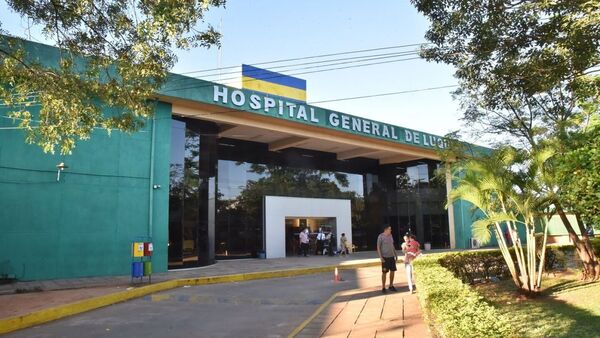 Paciente que falleció en el pasillo se negó a la atención médica, según Hospital de Luque