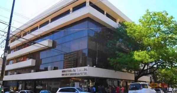 Diario HOY | Casi 1.000 empleadores regularizan su situación por incumplimiento de obligaciones