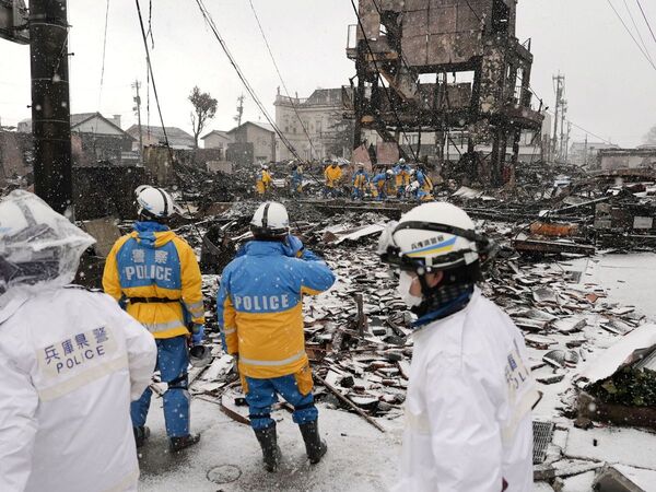 UNOS 300 DESAPARECIDOS Y 168 MUERTOS EN EL TERREMOTO DE JAPÓN UNA SEMANA DESPUÉS - Itapúa Noticias