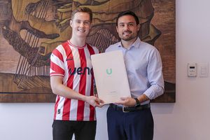 Joshua Duerksen recibe patrocinio bancario para su primera temporada en la FIA Fórmula 2 - MarketData