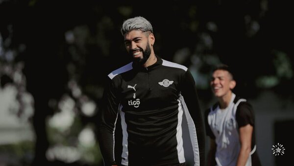 Alexander Barboza, nuevamente albinegro