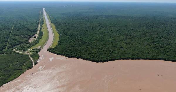 La Nación / Chaco: primera riada del Pilcomayo ingresó en Presidente Hayes
