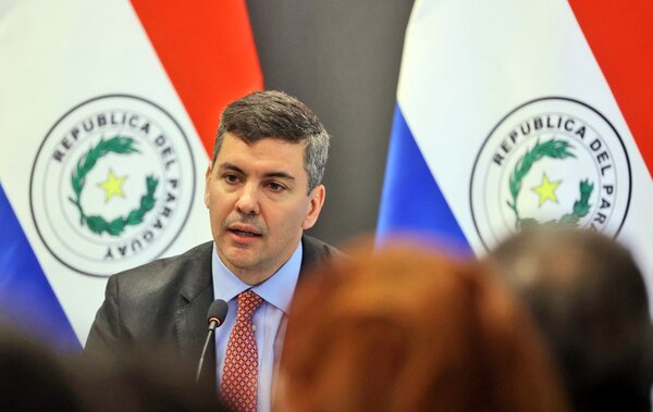 Fonacide pasaría al MEC para cambiar alimentación escolar, anuncia Peña - ADN Digital