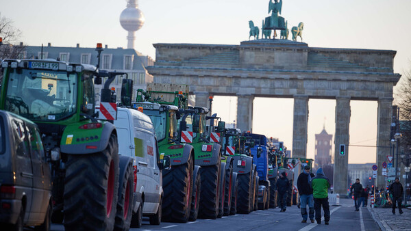 Alemania: miles de agricultores salen a protestar contra el Gobierno - ADN Digital