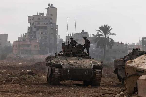 Israel amplía su ofensiva terrestre en Jan Yunis y mata a unos 40 miembros de Hamás - Mundo - ABC Color