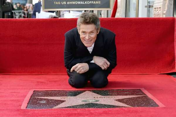 Willem Dafoe recibe la primera estrella del Paseo de la Fama de Hollywood de 2024 - Cine y TV - ABC Color