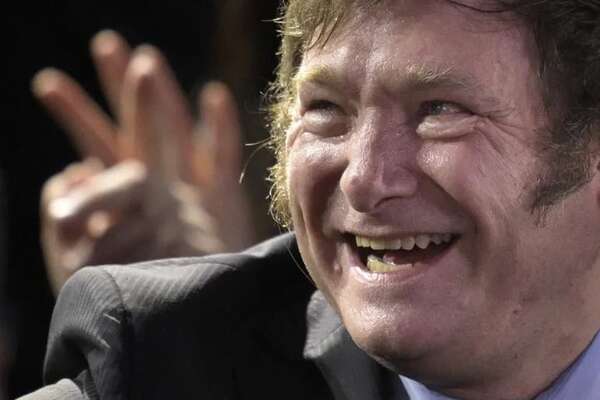 Del ‘show’ al ‘shock’: el primer mes de Javier Milei como presidente de Argentina - Mundo - ABC Color