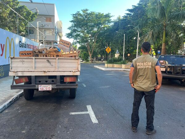 Intensifican operativos contra cajas “guardaespacios” en zonas tarifadas de Asunción - ADN Digital