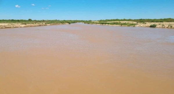 Río Pilcomayo trae alivio a pobladores después de 4 años de sequía extrema