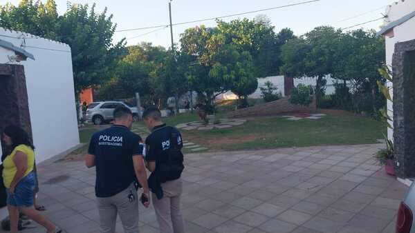 Allanamientos simultáneos en búsqueda de asaltantes de minimercados