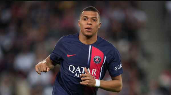 Versus / Ante los rumores de salida, Khelaifi asegura que el mejor lugar para Mbappé es el PSG
