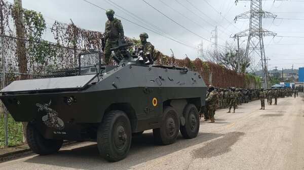 ¡Hecho sin precedentes! Canal de TV fue tomado por hombres armados en Ecuador - trece