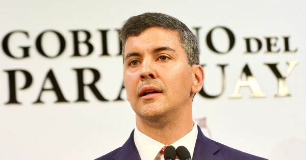 El cartismo "soft" hace guiños a la disicencia colorada ante el desgaste del Gobierno