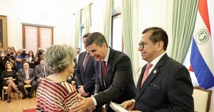 Peña crea un fondo que concentra el almuerzo escolar sin intendentes ni gobernadores y los deja sin recursos para la campaña