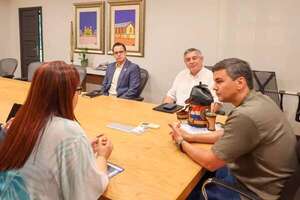 Santiago Peña pedirá modificar Ley de Fonacide para administrar el almuerzo escolar - Política - ABC Color