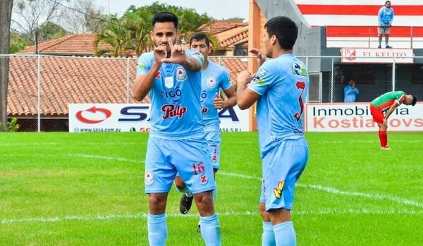 Versus / Ruiz Díaz y una oportunidad en Ecuador
