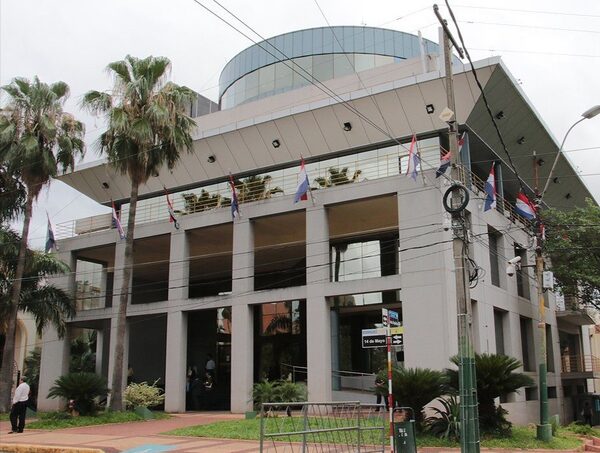 Senado suspende obras de ampliación: analizan rescindir contrato y evitar penalizaciones · Radio Monumental 1080 AM